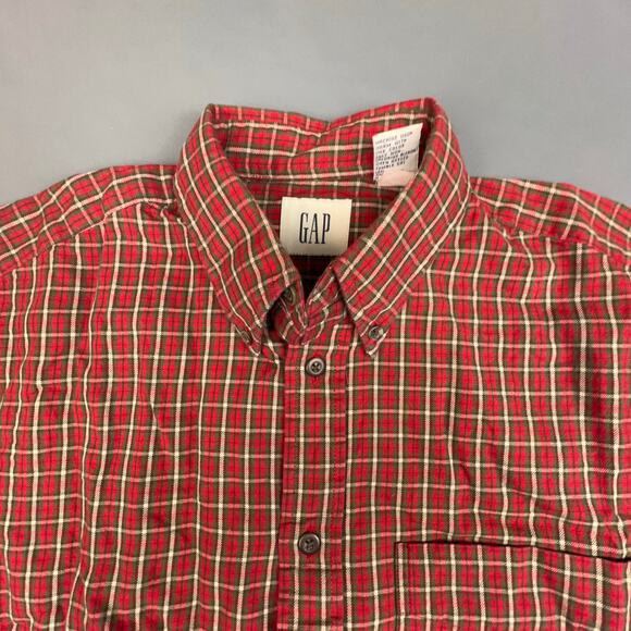 GAP Red Plaid Button Up Shirt Men’s Small Long Sleeve Casual Office - Picture 3 of 7